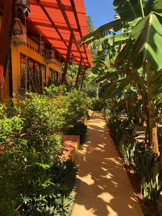 One World Bungalows Ko Lanta Exterior foto