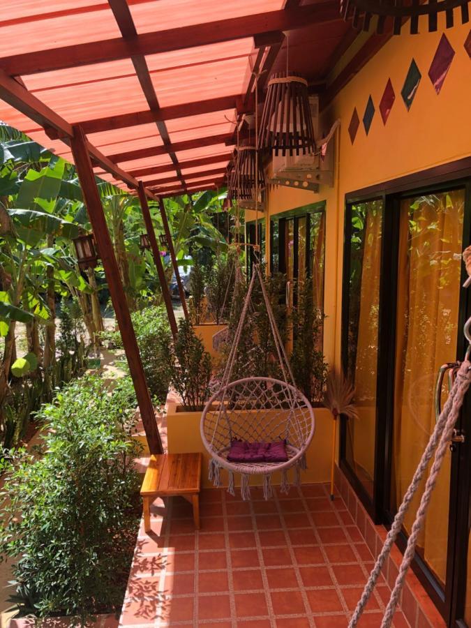 One World Bungalows Ko Lanta Exterior foto